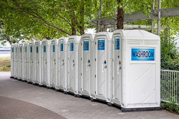 Best Portable toilet rental cost  in The Galena Territory, IL