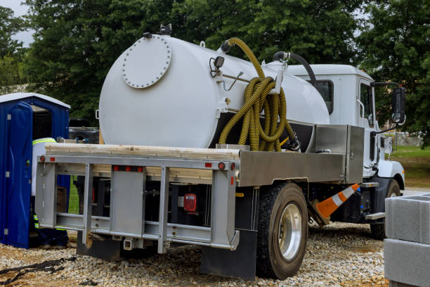 Porta potty delivery and setup in The Galena Territory, IL