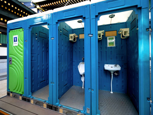 Best Portable bathroom rental  in The Galena Territory, IL